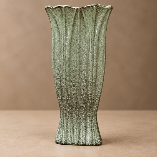 Hammered Silver Vase – Tall Fluted Metal Vessel with Antiqued Pewter Finish and Scalloped Rim - U31